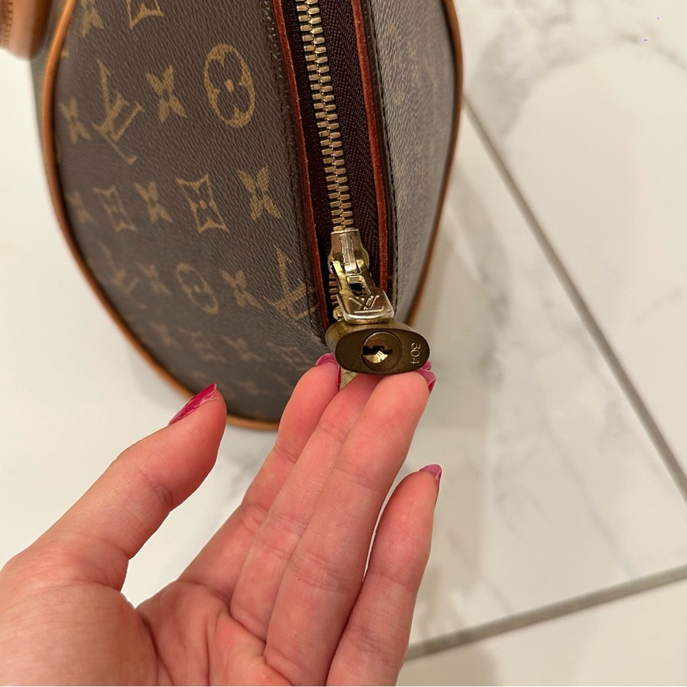 LOUIS VUITTON ELLIPSE MM VINTAGE HANDBAG - Picture 7 of 9